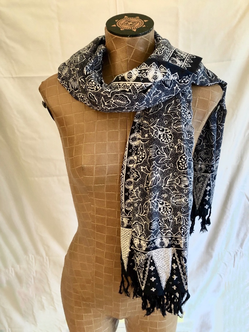 NWOT  Fringed Navy & White Scarf - Sarong
